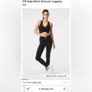 NWT. Alo Yoga Leggings - Size M - Color Black.
